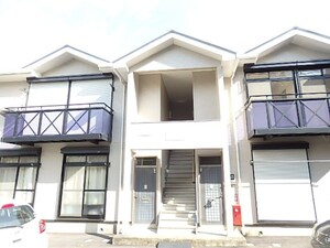 仲居ハイツⅡ外観写真