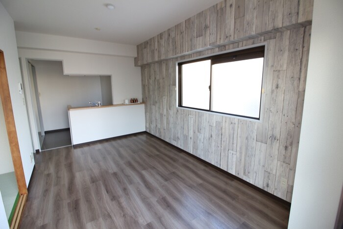 物件内観写真6　(居室)