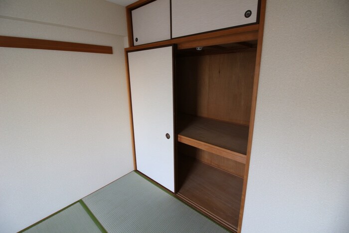 物件内観写真9　(収納)