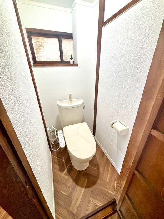 物件内観写真11　(トイレ)