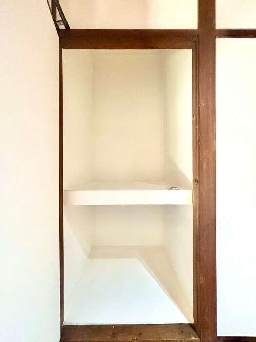 物件内観写真12　(収納)