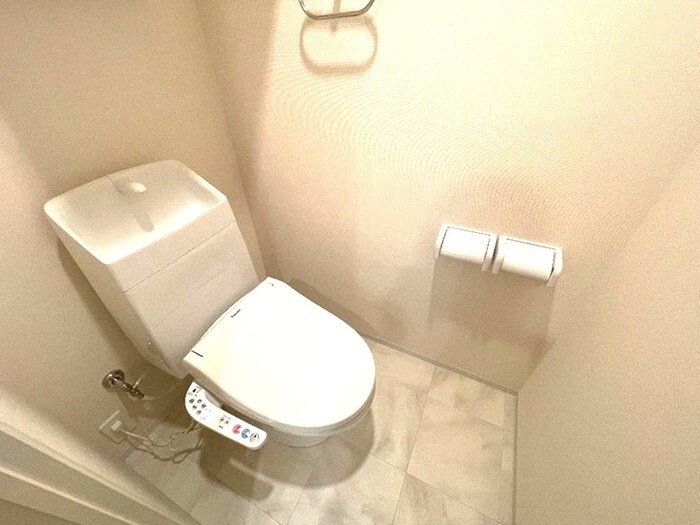 物件内観写真11　(トイレ)