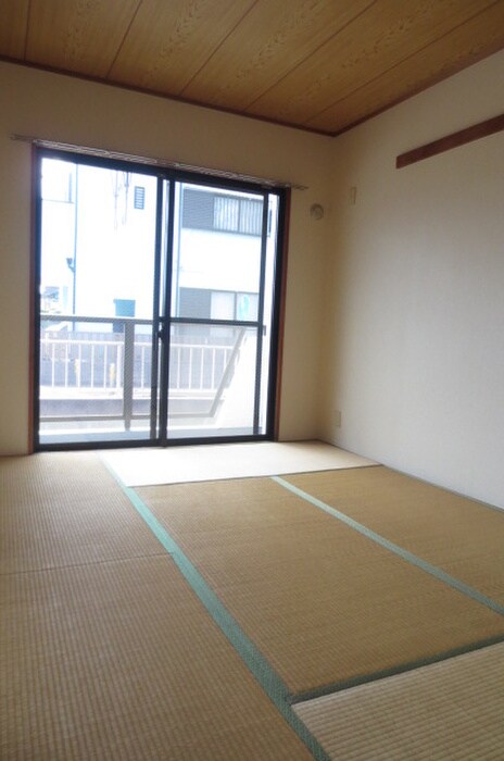 物件内観写真18　(居室)