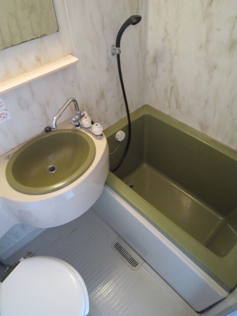 物件内観写真10　(バス／シャワールーム等)