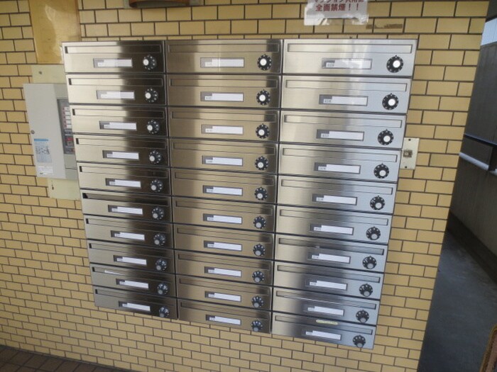 物件外観写真5　(建物設備)