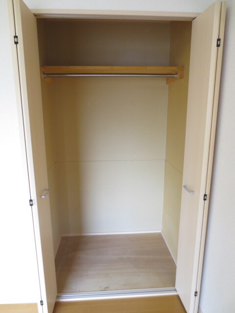 物件内観写真16　(収納)