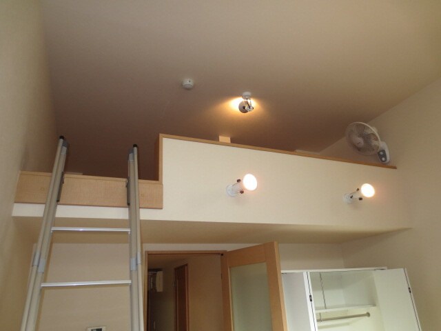 物件内観写真15　(ロフト)