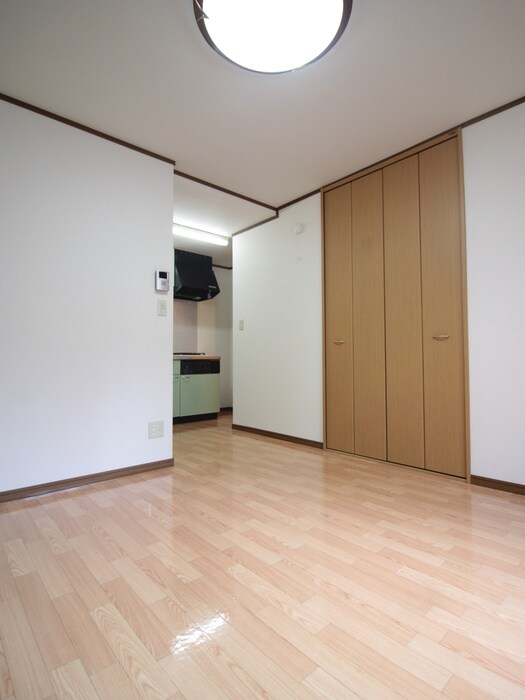 物件内観写真9　(居室)