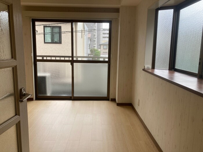 物件内観写真6　(居室)