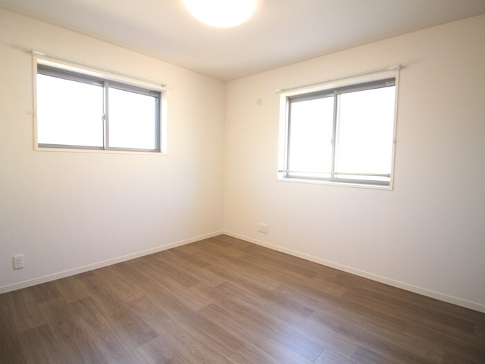 物件内観写真9　(居室)