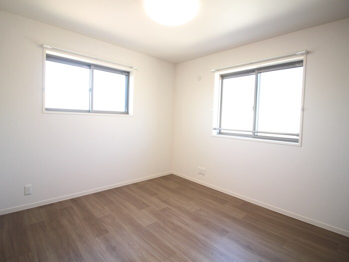 物件内観写真9　(居室)