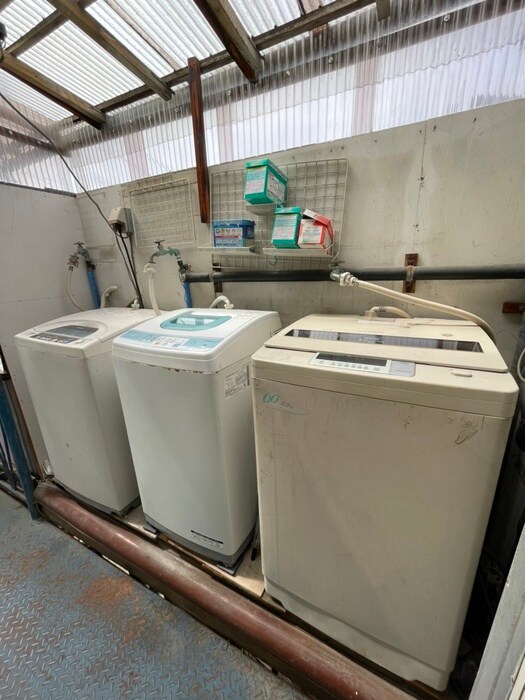 物件内観写真7　(洗濯機置場)