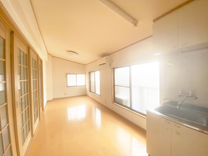 物件内観写真7　(居室)