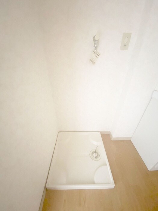 物件内観写真20　(洗濯機置場)