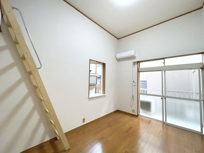 物件内観写真8　(居室)