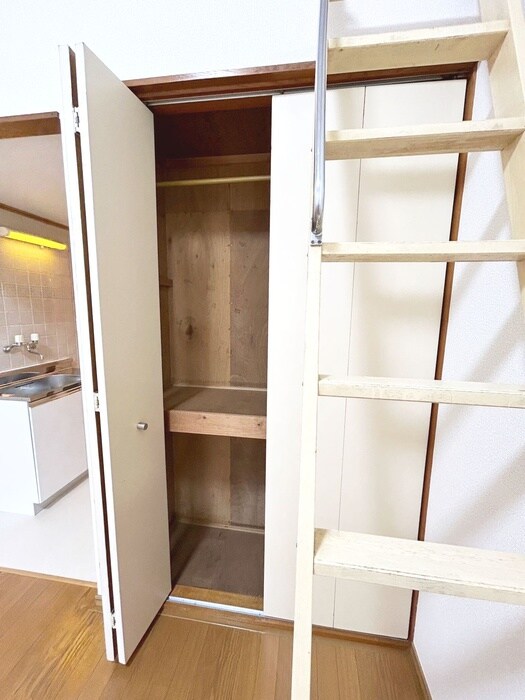 物件内観写真11　(収納)