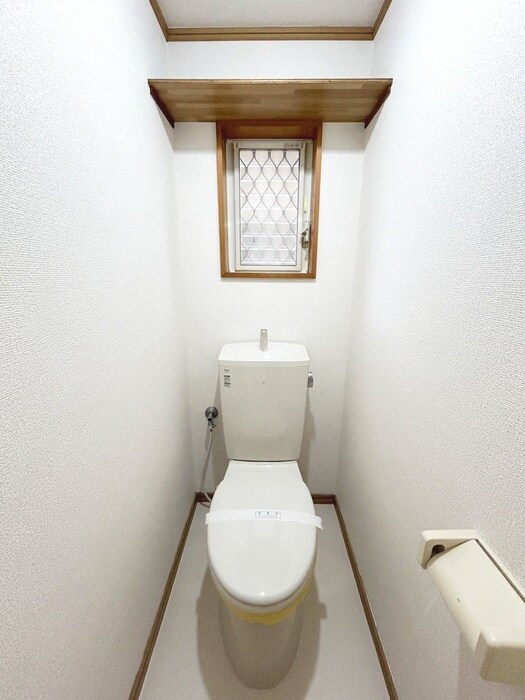 物件内観写真14　(トイレ)