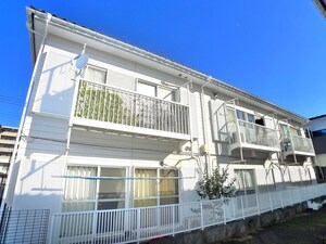アドミナル２号棟外観写真