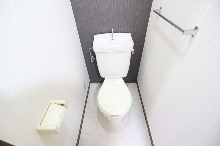 物件内観写真12　(トイレ)