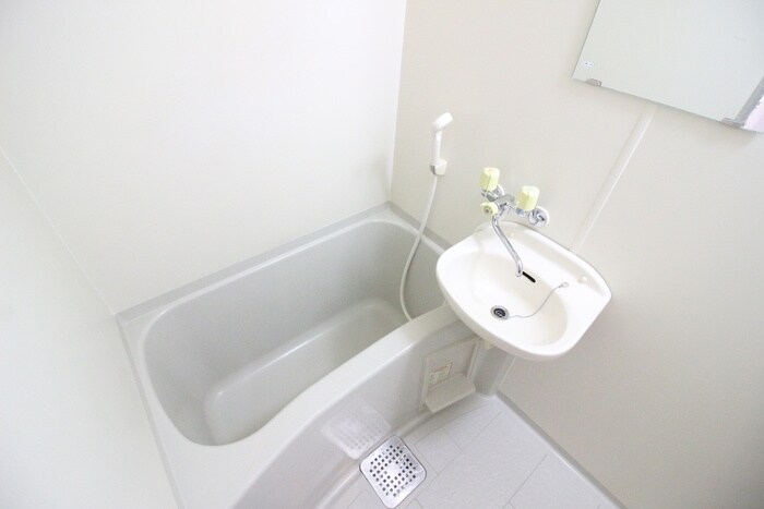 物件内観写真13　(バス／シャワールーム等)