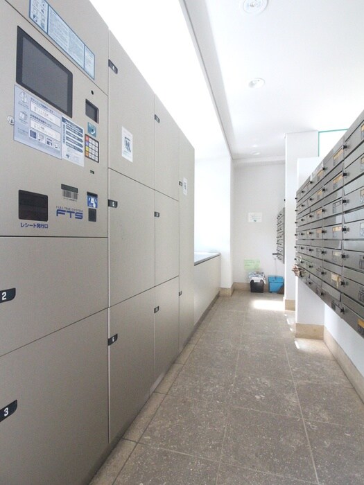 物件外観写真4　(建物設備)