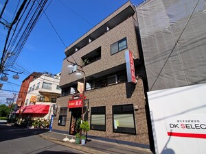 萬来ビル（２Ｆ）外観写真