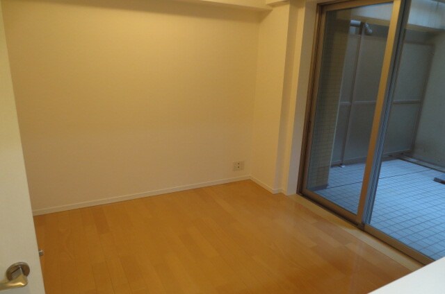 物件内観写真13　(室内からの展望)