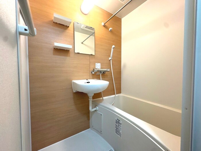 物件内観写真10　(バス／シャワールーム等)