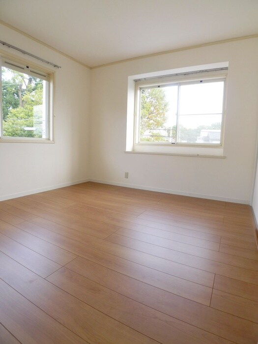 物件内観写真10　(内観写真)