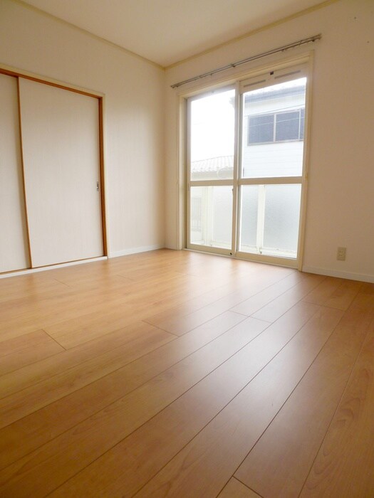 物件内観写真16　(居室)