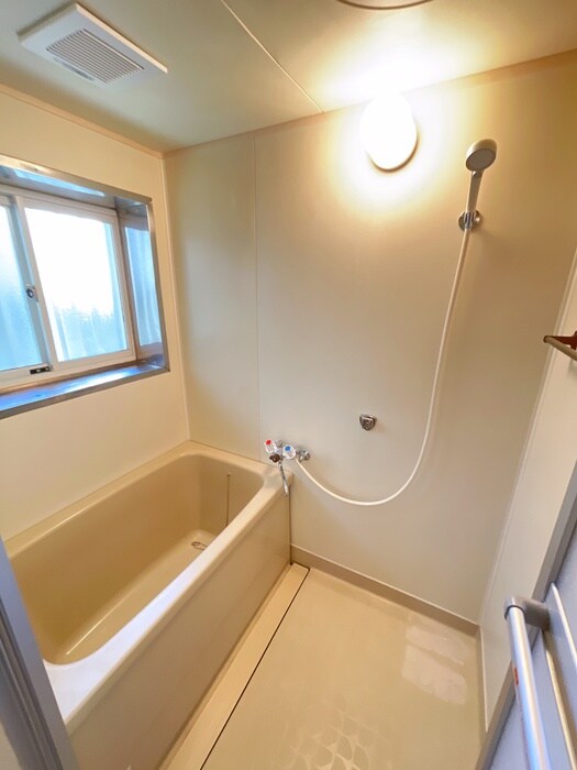 物件内観写真12　(バス／シャワールーム等)