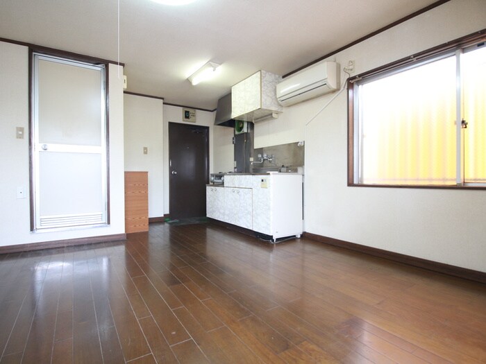 物件内観写真8　(居室)