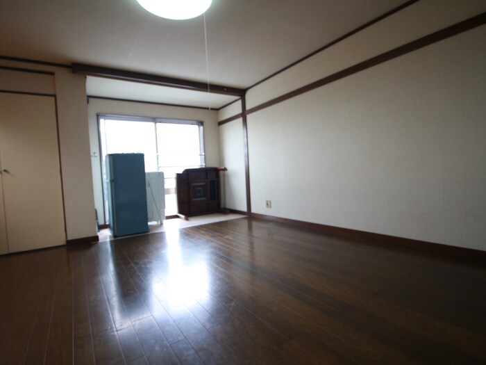 物件内観写真10　(居室)