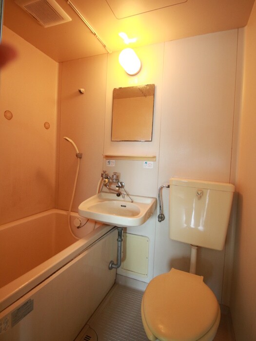 物件内観写真15　(バス／シャワールーム等)