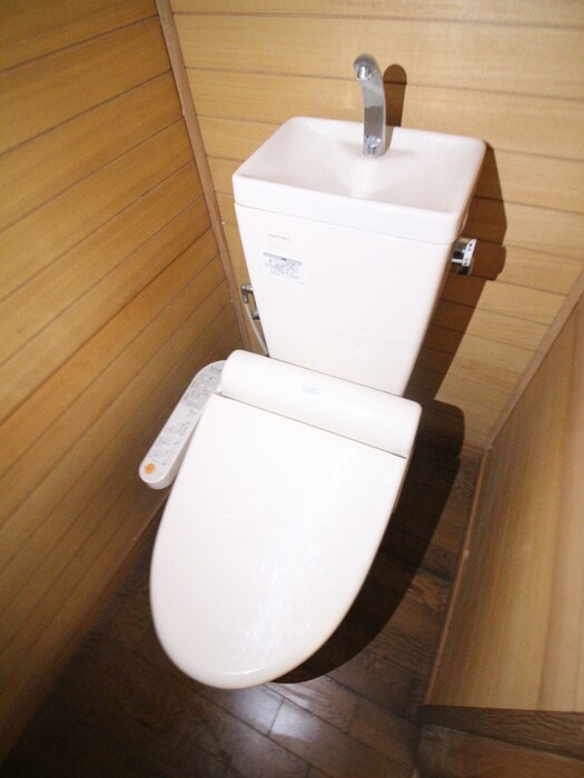 物件内観写真10　(トイレ)