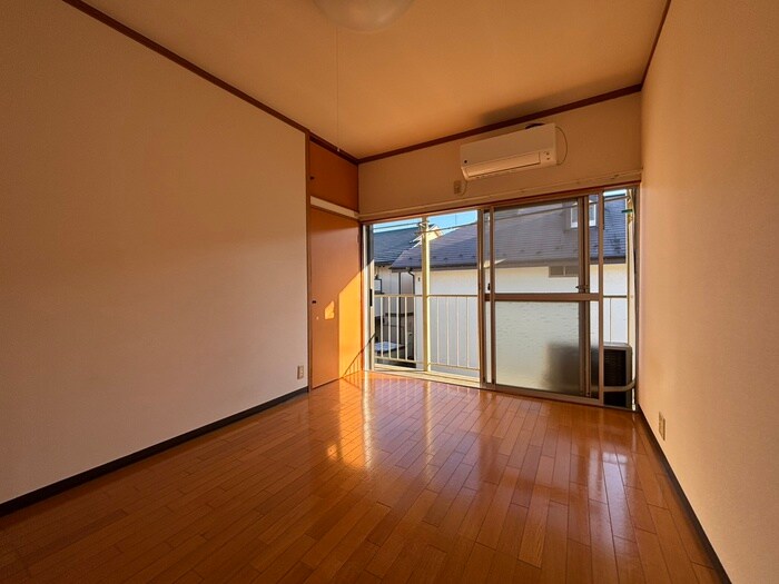 物件内観写真9　(居室)