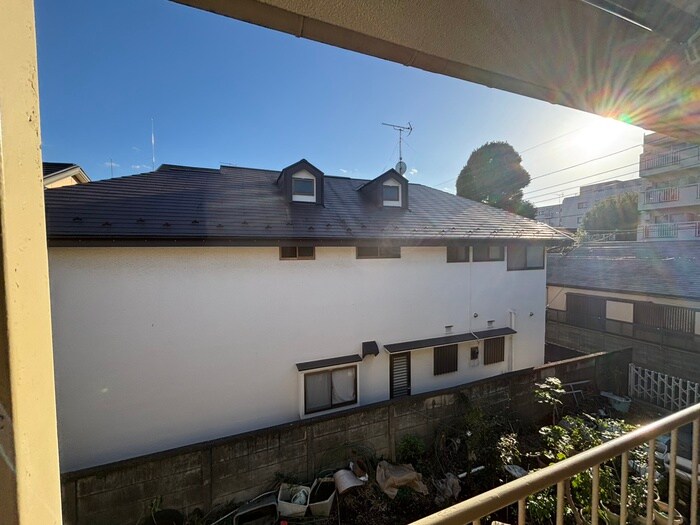 物件内観写真14　(室内からの展望)