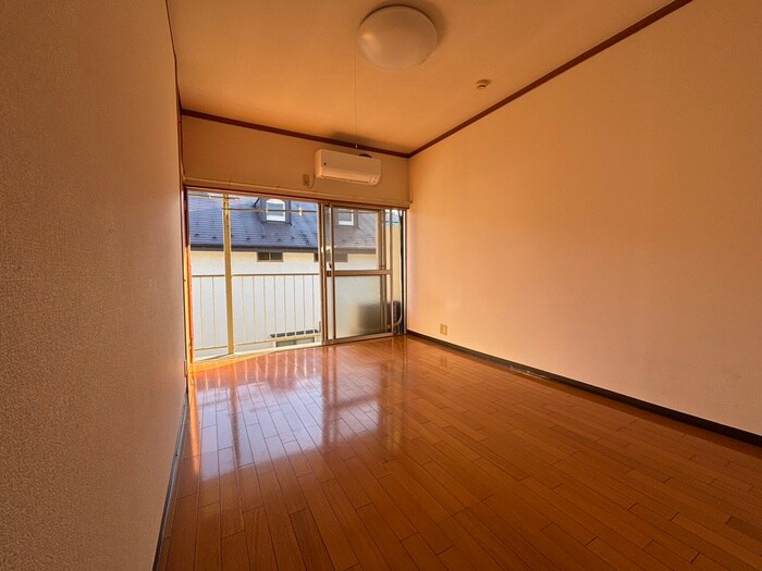 物件内観写真19　(居室)