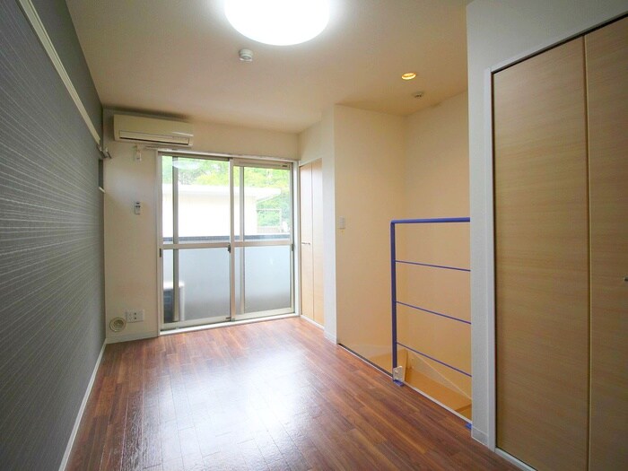 物件内観写真9　(居室)