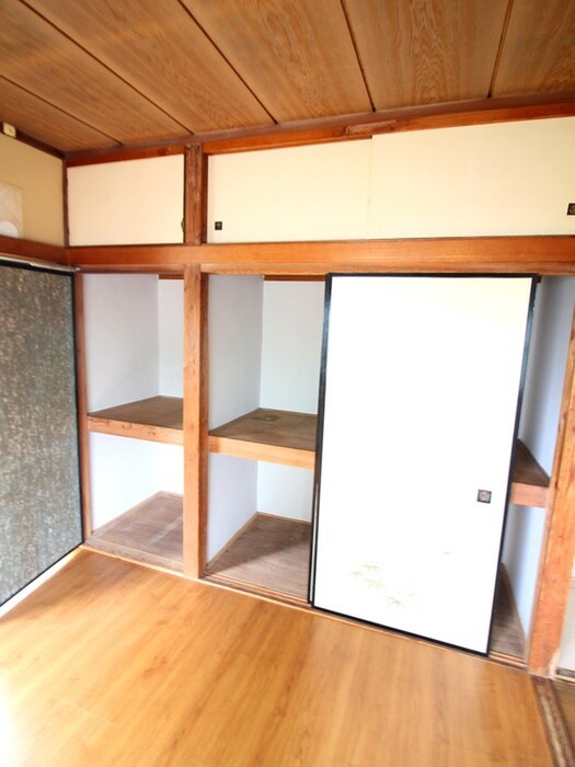 物件内観写真8　(収納)