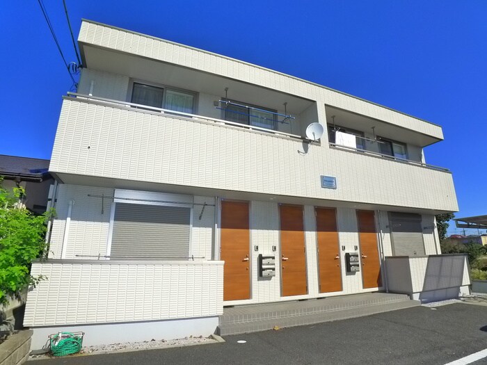 物件外観写真5　(エントランス部分)