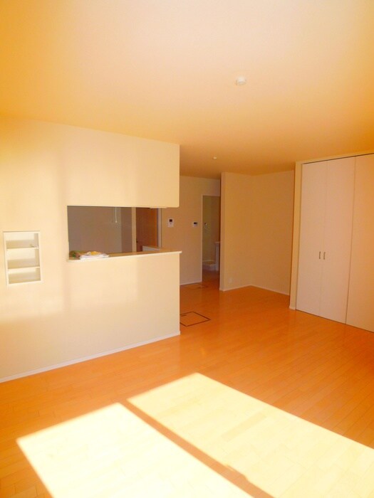 物件内観写真13　(居室)