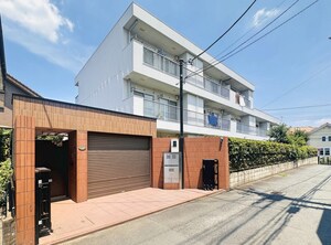 アゼリア七番館外観写真