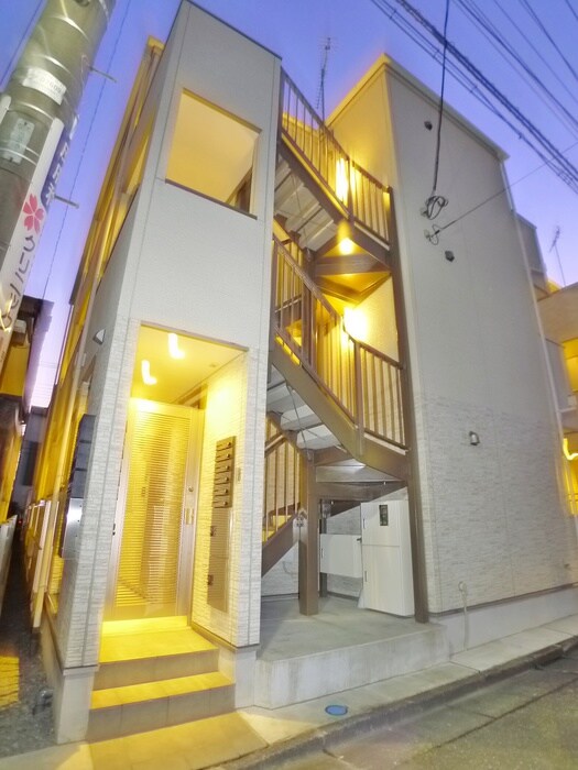 物件外観写真1　(外観写真)