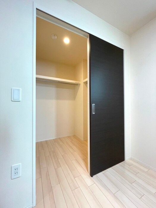 物件内観写真18　(収納)