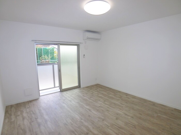 物件内観写真6　(居室)