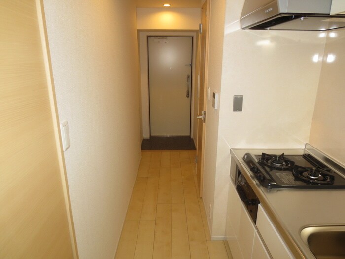 物件内観写真19　(廊下)