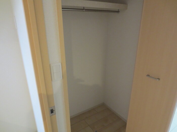 物件内観写真20　(収納)