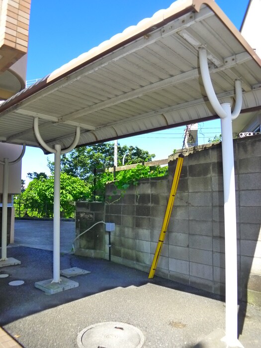 物件外観写真6　(駐輪場)