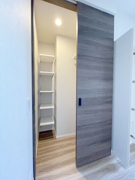 物件内観写真9　(収納)